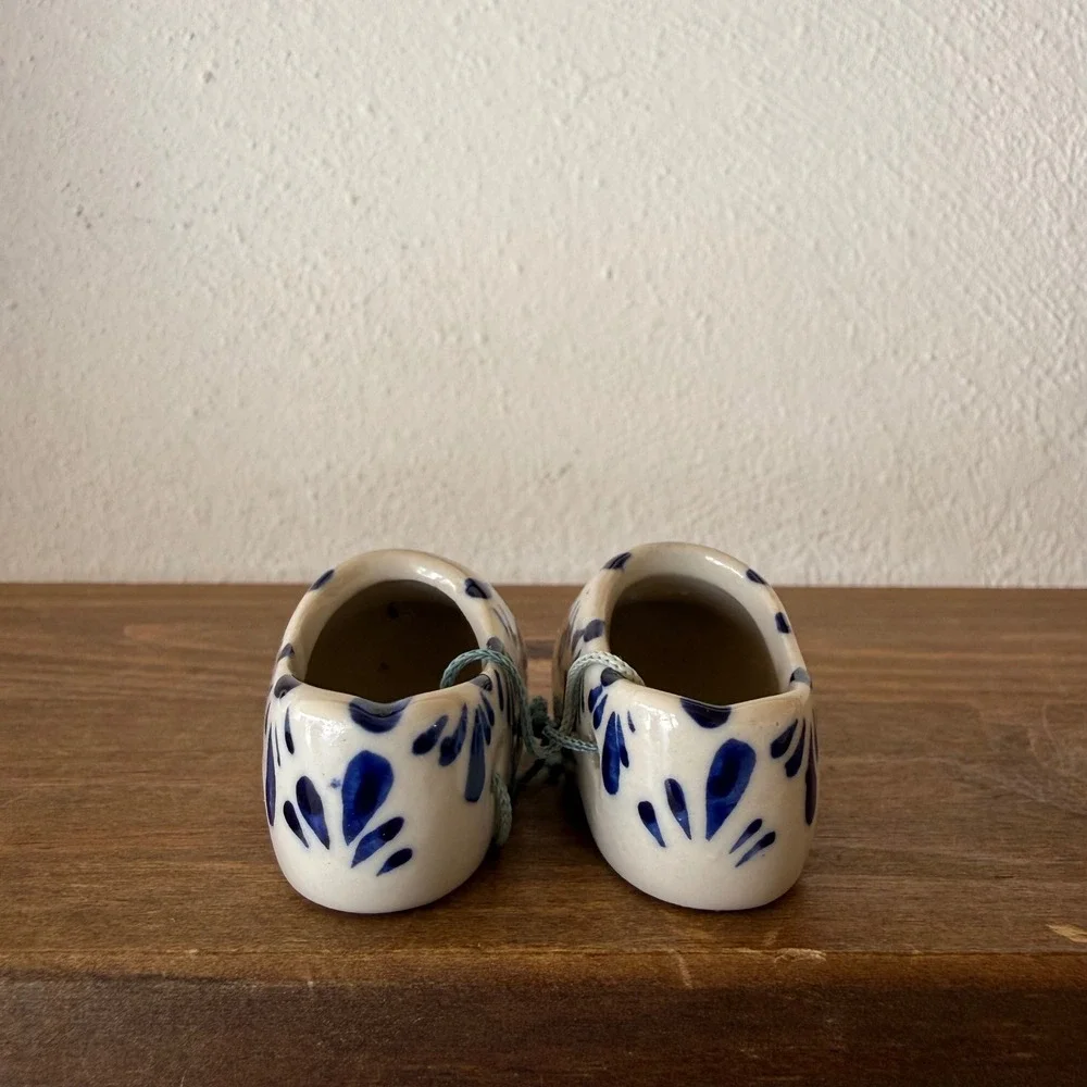 Vintage Blue White Ceramic Dutch Clogs Windmill Miniature Figurine Ornament